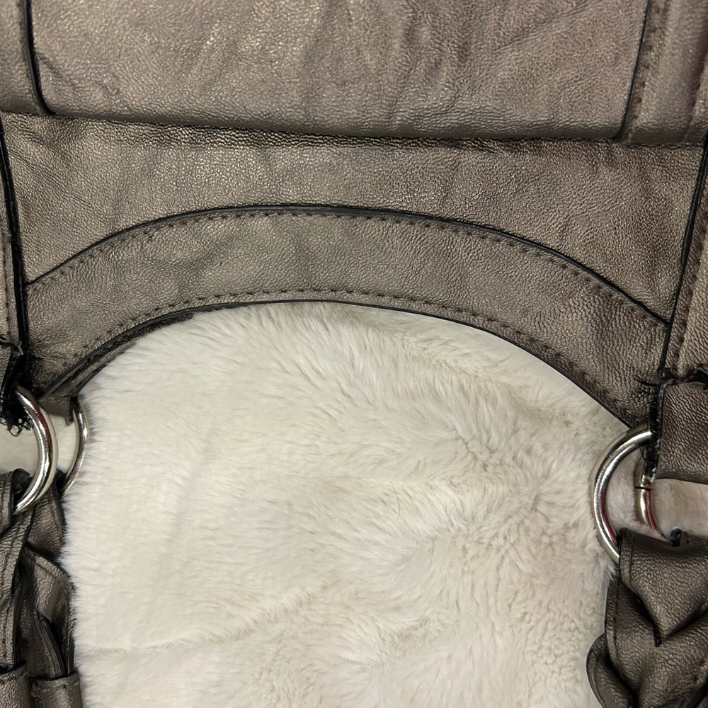 Rosetti purse. Grey. Handbag. - Picture 5 of 8